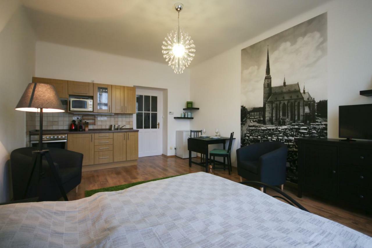 Apartman Mrakodrap プルゼニ エクステリア 写真