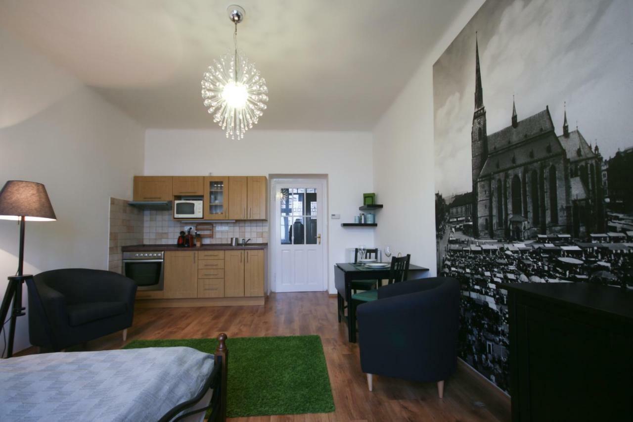 Apartman Mrakodrap プルゼニ エクステリア 写真